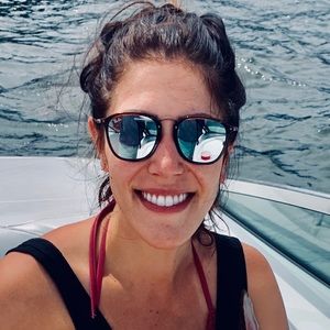 Meet your Posher, Arynne